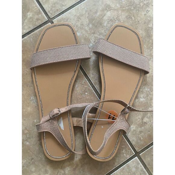 ANDIAMO  11 Flat Strappy Sandals Rhinestones - Picture 1 of 3